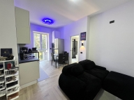 Visualizza le foto dell'immobile