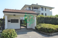 Visualizza le foto dell'immobile Visualizza le foto dell'immobile