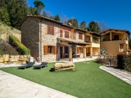 Visualizza le foto dell'immobile