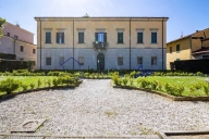Visualizza le foto dell'immobile