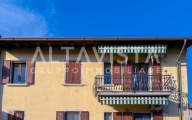 Visualizza le foto dell'immobile