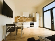 Visualizza le foto dell'immobile