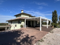 Visualizza le foto dell'immobile Visualizza le foto dell'immobile