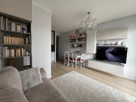 Visualizza le foto dell'immobile