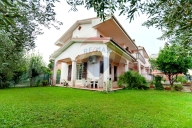 Visualizza le foto dell'immobile Visualizza le foto dell'immobile