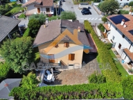 Visualizza le foto dell'immobile