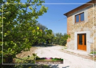 Visualizza le foto dell'immobile