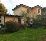 Visualizza le foto dell'immobile