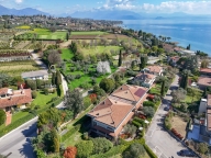 Visualizza le foto dell'immobile