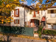 Visualizza le foto dell'immobile