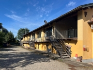 Visualizza le foto dell'immobile