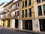 Visualizza le foto dell'immobile