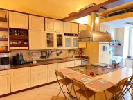 Visualizza le foto dell'immobile