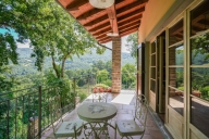 Visualizza le foto dell'immobile