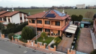 Visualizza le foto dell'immobile