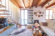 Visualizza le foto dell'immobile
