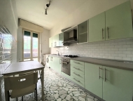 Visualizza le foto dell'immobile