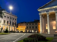 Visualizza le foto dell'immobile