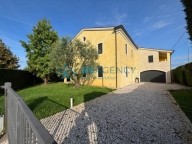 Visualizza le foto dell'immobile Visualizza le foto dell'immobile