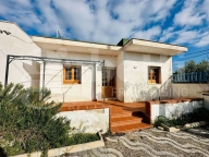 Visualizza le foto dell'immobile