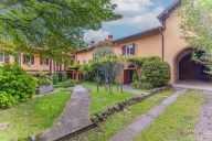 Visualizza le foto dell'immobile