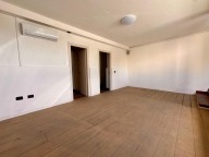 Visualizza le foto dell'immobile Visualizza le foto dell'immobile