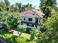 Visualizza le foto dell'immobile