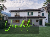 Visualizza le foto dell'immobile