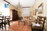 Visualizza le foto dell'immobile Visualizza le foto dell'immobile