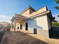 Visualizza le foto dell'immobile Visualizza le foto dell'immobile