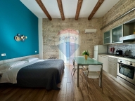 Visualizza le foto dell'immobile