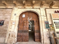 Visualizza le foto dell'immobile