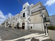 Visualizza le foto dell'immobile