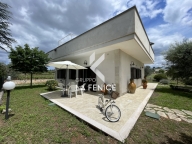 Visualizza le foto dell'immobile