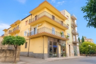 Visualizza le foto dell'immobile