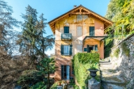 Visualizza le foto dell'immobile