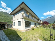 Visualizza le foto dell'immobile