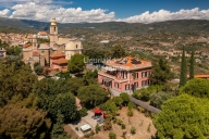 Visualizza le foto dell'immobile