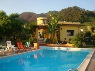 Visualizza le foto dell'immobile