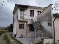 Visualizza le foto dell'immobile