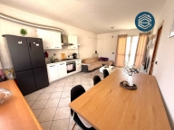 Visualizza le foto dell'immobile