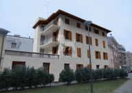 Visualizza le foto dell'immobile