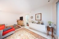 Visualizza le foto dell'immobile