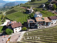 Visualizza le foto dell'immobile