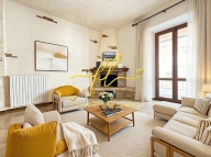 Visualizza le foto dell'immobile