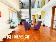 Visualizza le foto dell'immobile