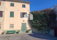 Visualizza le foto dell'immobile