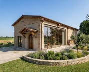 Visualizza le foto dell'immobile