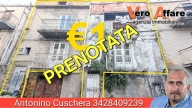 Visualizza le foto dell'immobile