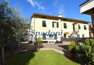 Visualizza le foto dell'immobile